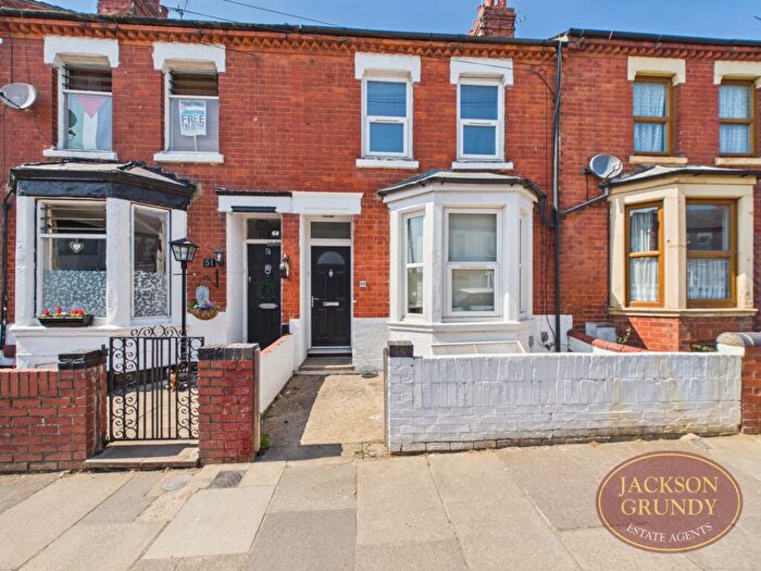 4 Bedroom Terraced House For Sale In Balmoral Road, Queens Park, NN2