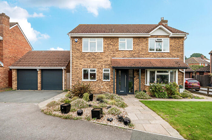 4 Bedroom Detached House For Sale In Home Rule Road, Locks Heath, Hampshire, SO31