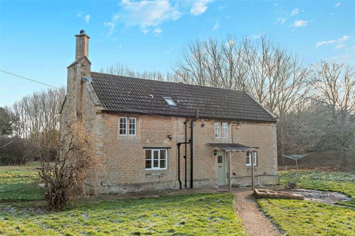 4 Bedroom Detached House To Rent In Oundle, Peterborough, Cambridgeshire, PE8