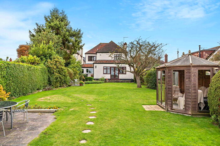 4 Bedroom Detached House For Sale In Great Wheatley Road, Rayleigh, SS6