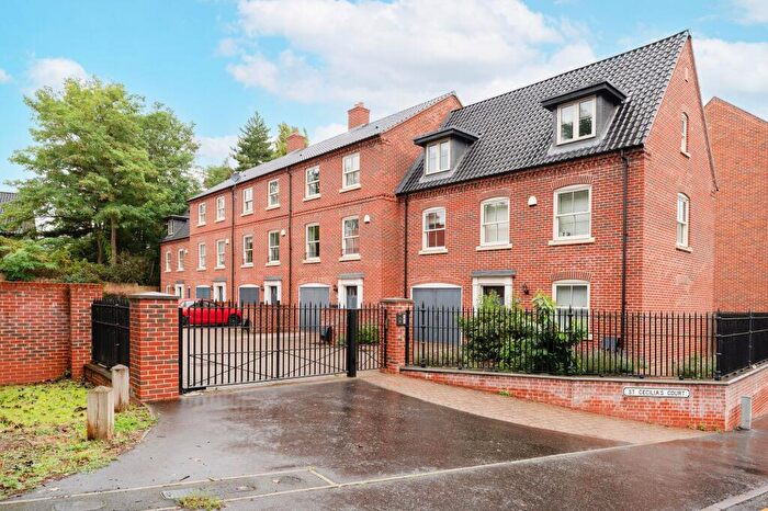 3 Bedroom Terraced House For Sale In Music House Lane, Norwich, NR1