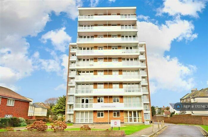 2 Bedroom Flat To Rent In Westminster Court, Worthing, BN11