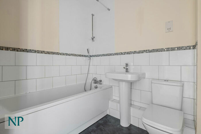 1 Bedroom Apartment For Sale In Newland Street, Witham, CM8