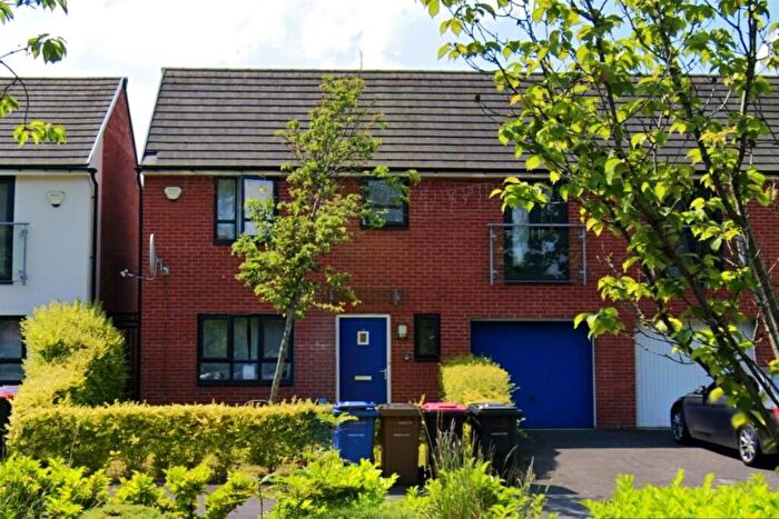 3 Bedroom Semi-Detached House To Rent In Sussex Street, New Broughton, Salford, M7