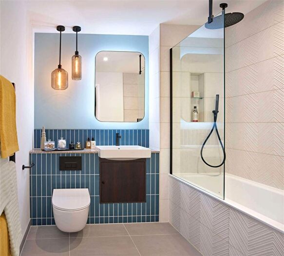 1 Bedroom Flat For Sale In The Green Quarter, Randolph Road, Southall, London, UB1