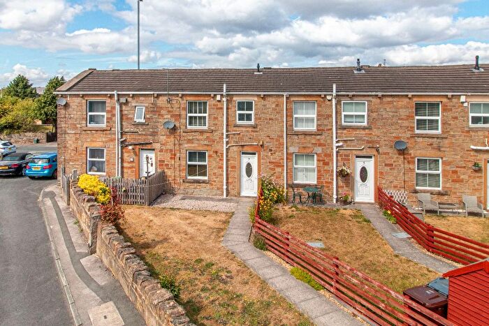 2 Bedroom Terraced House For Sale In Hodgson Lane, Drighlington, BD11