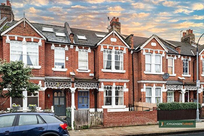 3 Bedroom Terraced House For Sale In Oaklands Grove, London, W12