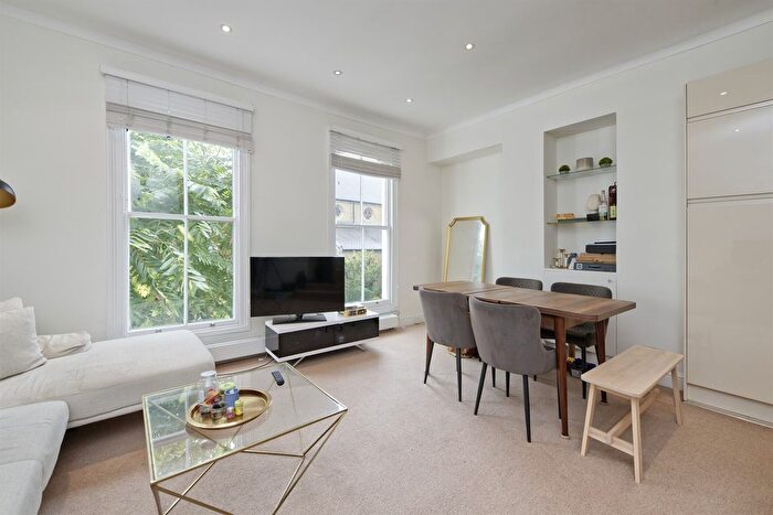 1 Bedroom Flat To Rent In Stratford Road, London, W8