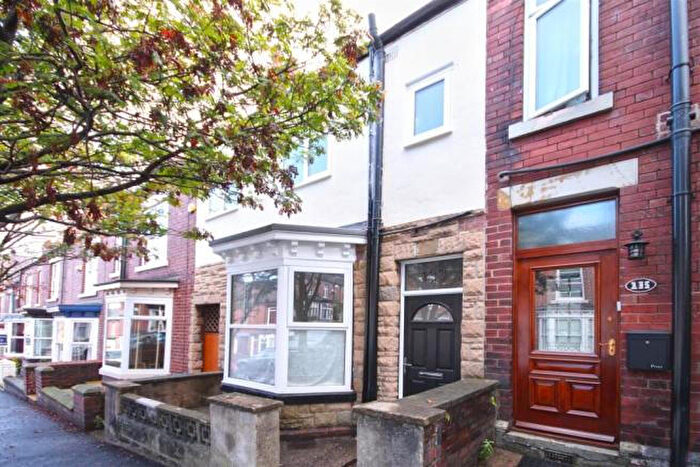 3 Bedroom Terraced House To Rent In Blair Athol Road, Banner Cross, S11