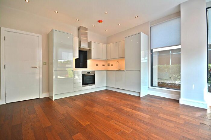 1 Bedroom Flat To Rent In The Braccans, London Road, Bracknell, RG12