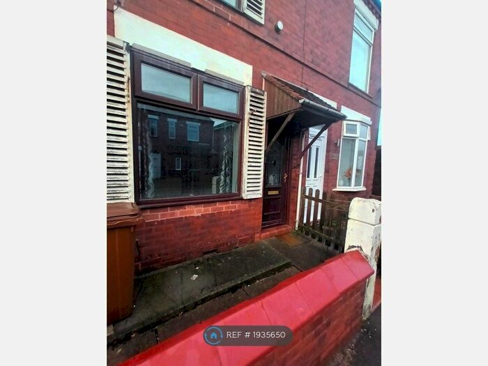 2 Bedroom Terraced House To Rent In Gordon Avenue, Hazel Grove, Stockport, SK7