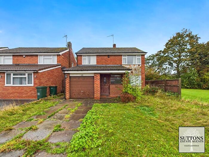 3 Bedroom Detached House For Sale In Mantilla Drive, Finham, CV3