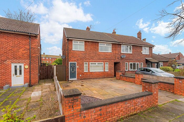 3 Bedroom End Of Terrace House For Sale In Crow Wood Lane, Widnes, WA8