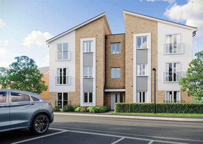 2 Bedroom Flat For Sale In Cobnut Close, Hatfield, Herts, AL10