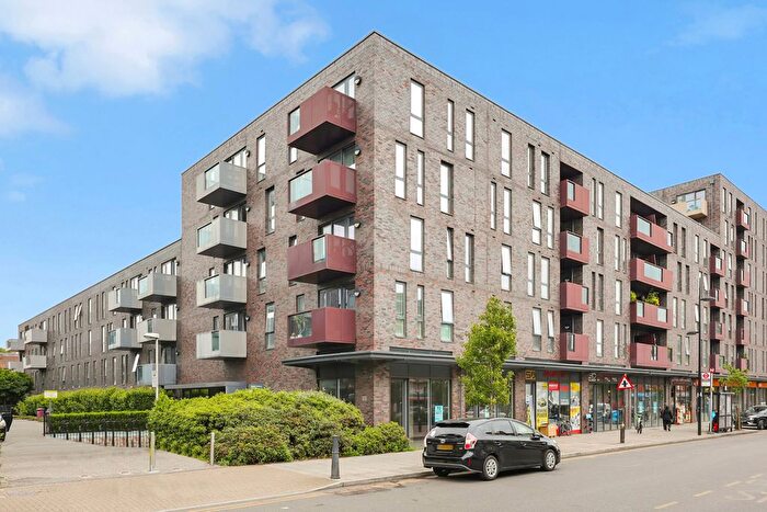 1 Bedroom Flat To Rent In Hierro Court, Bermuda Way, London, E1