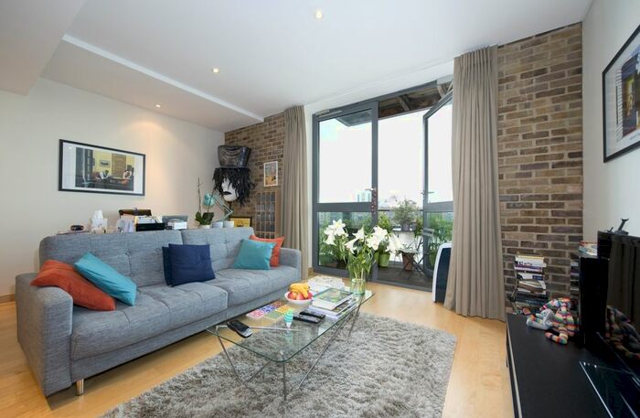 1 Bedroom Flat To Rent In Tea Trade Wharf, Shad Thames, SE1