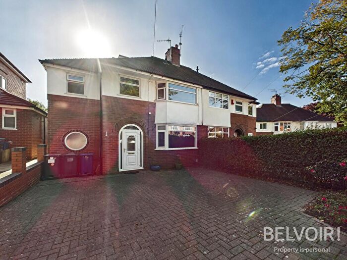 4 Bedroom Semi-Detached House For Sale In Lincoln Grove, Clayton, Newcastle Under Lyme, ST5