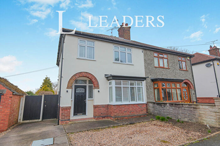 3 Bedroom Semi-Detached House To Rent In Park Drive, DE55