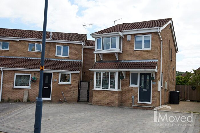 3 Bedroom Detached House For Sale In Bassett Close, Selby, YO8