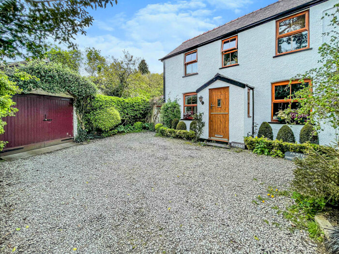 3 Bedroom Detached House For Sale In Rowen, Conwy, LL32