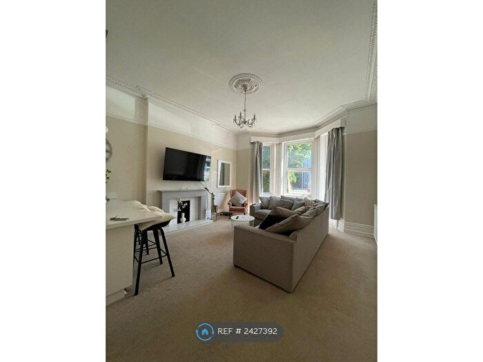 2 Bedroom Flat To Rent In Pineville, Bournemouth, BH2
