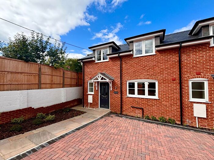 2 Bedroom End Of Terrace House To Rent In Sherdon Place, Sherfield-on-Loddon, Hook, RG27