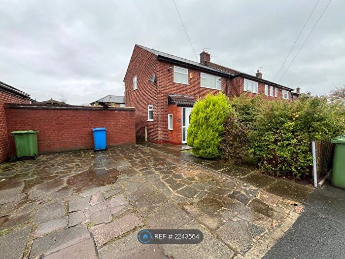 3 Bedroom Semi-Detached House To Rent In Appleby Road, Warrington, WA2
