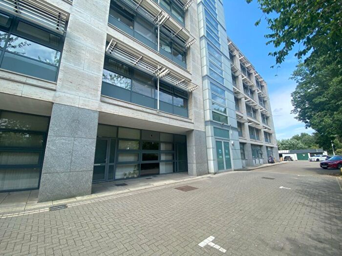 1 Bedroom Apartment To Rent In Edinburgh Gate, Harlow, CM20