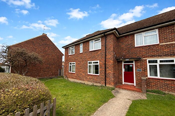 1 Bedroom Flat For Sale In Ludlow Mead, South Oxhey, Watford, WD19