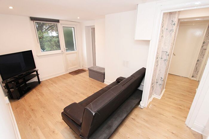 1 Bedroom Flat For Sale In Highfield Road, Dartford, Kent, DA1