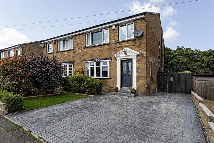 3 Bedroom Semi-Detached House For Sale In Mount Avenue, Mount, Huddersfield, HD3