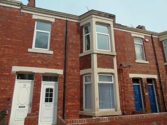 2 Bedroom Flat To Rent In Balmoral Terrace, Newcastle Upon Tyne, NE6