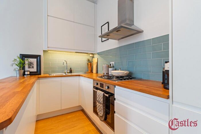 1 Bedroom Flat To Rent In Coolhurst Road, Crouch End, N8