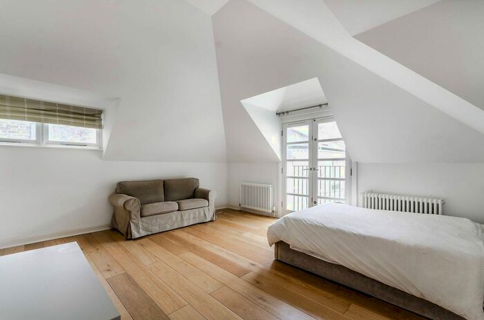Studio To Rent In Gloucester Road, South Kensington, London, SW7