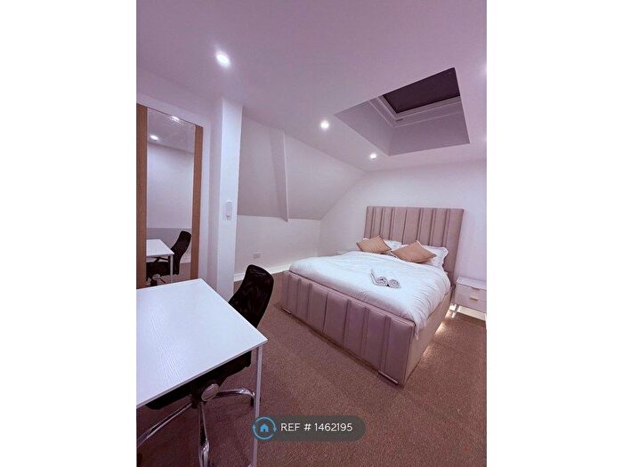 1 Bedroom Flat To Rent In Biggin Street, Dover, CT16