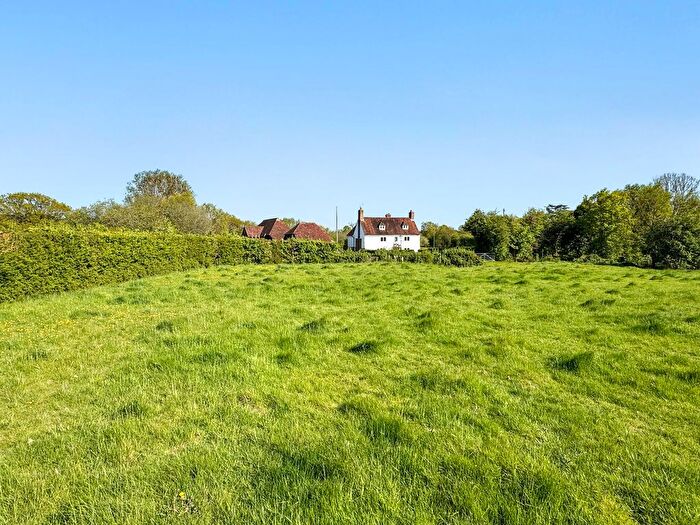 4 Bedroom Detached House For Sale In Marden Road, Tonbridge, TN12