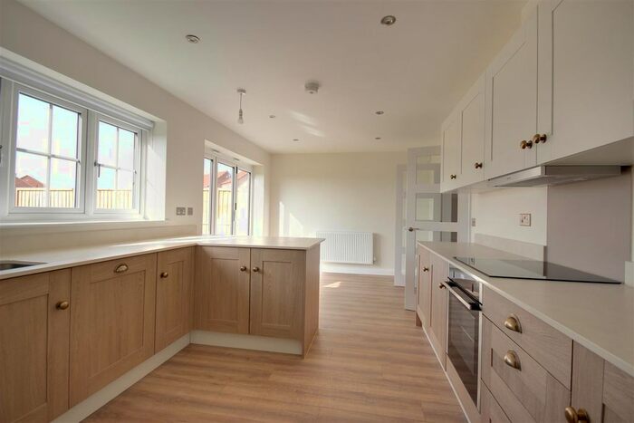 4 Bedroom Detached House For Sale In Turpin's Chase, Welton, Brough, HU15