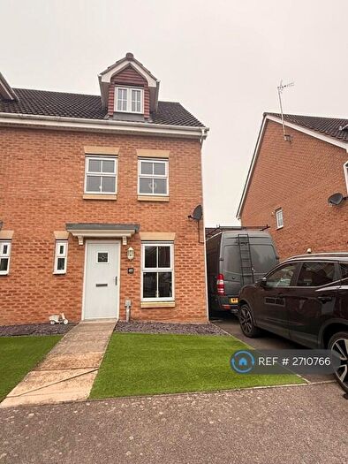 3 Bedroom Semi Detached House To Rent In Middlebrook Green, Market Harborough, LE16