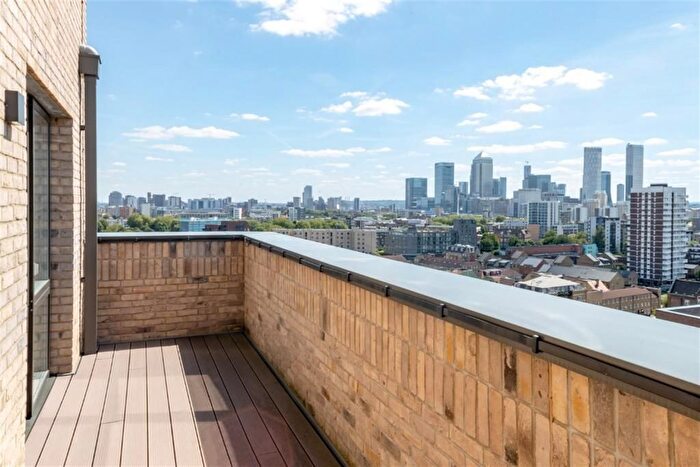 1 Bedroom Flat To Rent In Solomon Way, London, E1