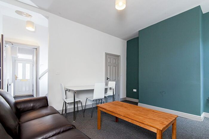 3 Bedroom Semi Detached House To Rent In Haddon Street, Salford, M6