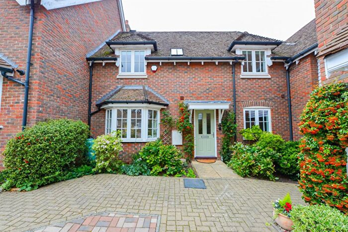 3 Bedroom Terraced House To Rent In Parsonage Bank, Eynsford, Dartford, DA4