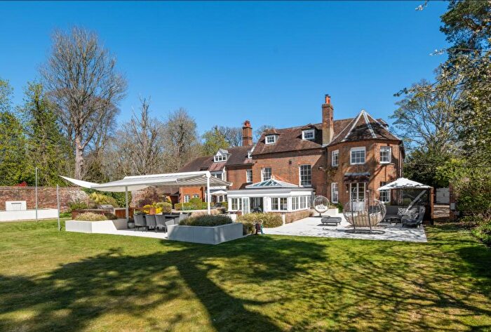 10 Bedroom House For Sale In Park Lane, Old Knebworth, SG3