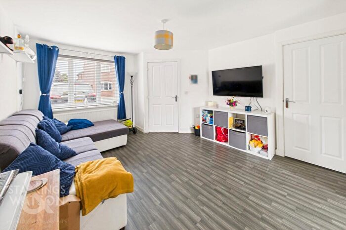 3 Bedroom End Of Terrace House For Sale In Harrier Way, Diss, IP22