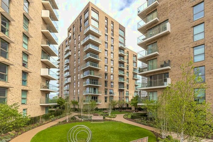 2 Bedroom Apartment To Rent In Hopgood Tower, Pegler Square, Kidbrooke, SE3