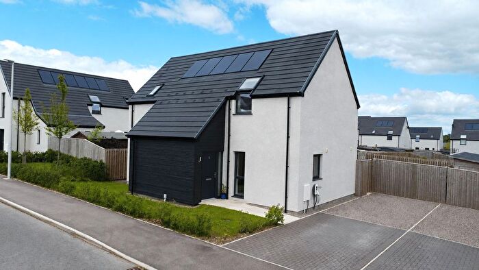 3 Bedroom Detached House For Sale In Milne Avenue, Croy, IV2