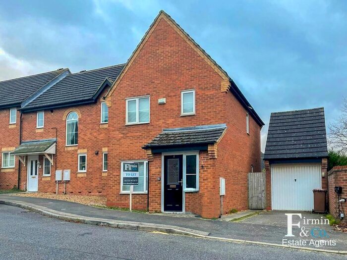 3 Bedroom End Of Terrace House To Rent In Peregrine Street, Hampton Vale, Peterborough PE7