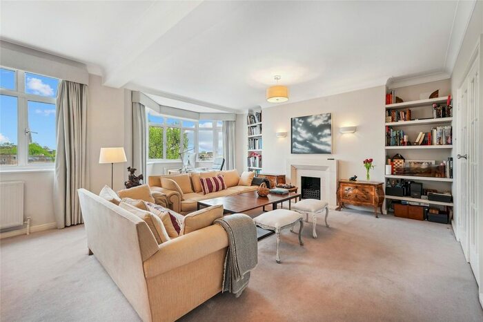 4 Bedroom Flat To Rent In Melton Court, Onslow Crescent, London, SW7