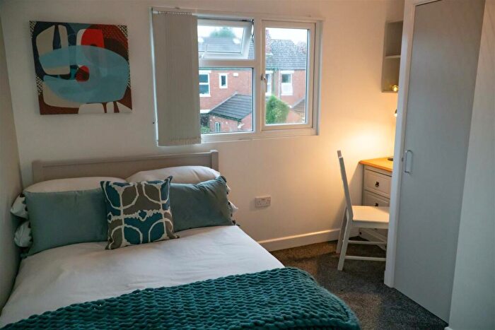 6 Bedroom Terraced House To Rent In Hamilton Road, Ball Hill, Coventry, CV2