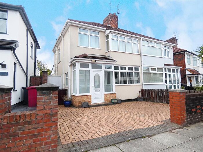 3 Bedroom Semi Detached House For Sale In Fairfield Crescent, Huyton, Liverpool, L36