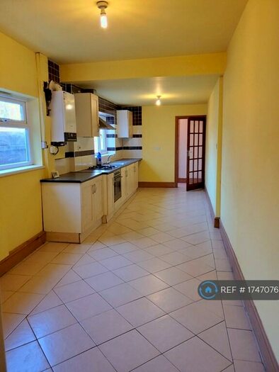 5 Bedroom Terraced House To Rent In Highbury Road, Birmingham, B14